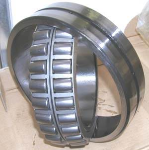 Spherical Roller Bearings 23032 CDE4C3S11 NSK JAPAN